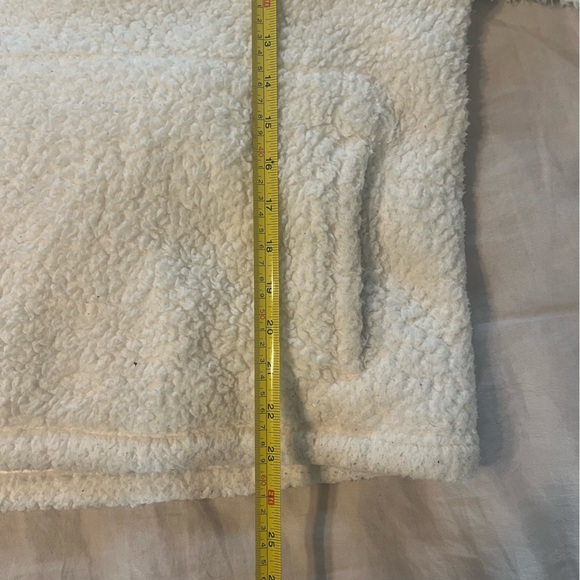Gap white furry fleece pullover xl - Picture 5 of 9